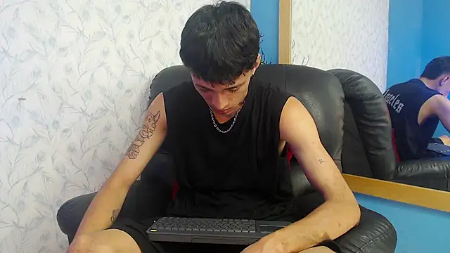 Lean_Portman Live XXX-chat
