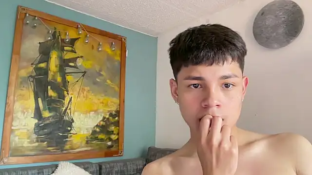 Andy_Belier23 在線直播表演