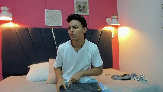 jesus_cum55 Webcam-Show
