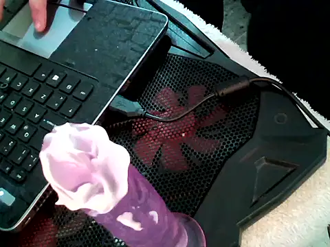 Latinahott1's Live XXX Chat