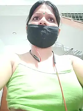 ZOYA-STRIP – Naživo XXX chat