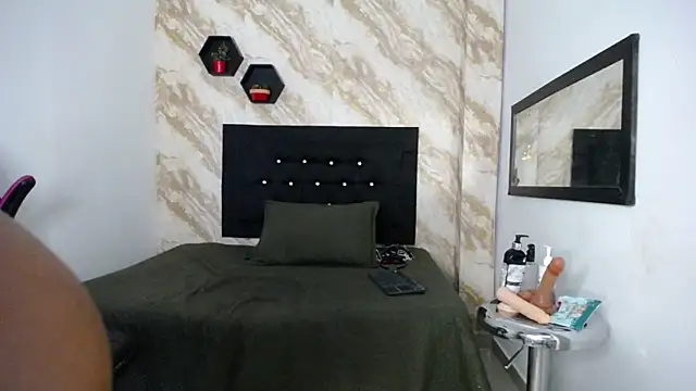 Онлайн чат XXX issa__love