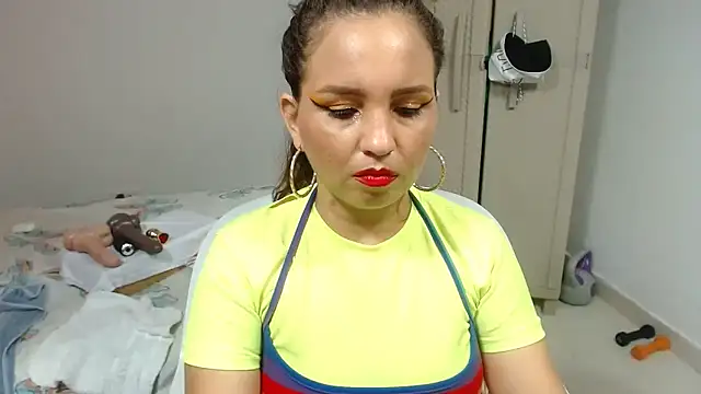 Agatha_browser Adlı Modelin Canlı XXX Sohbeti