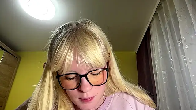 LeslyKelly Chat XXX live