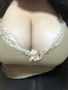 הופעת וובקאם של sweetydancer