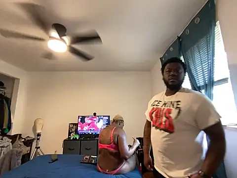 Tattedupdek Live XXX-chat