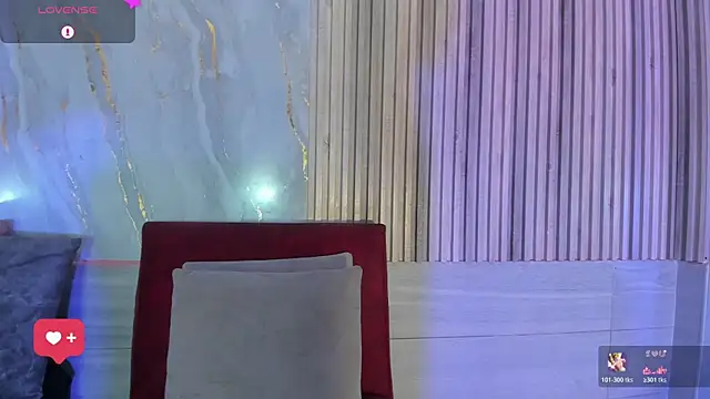 XXX chat uživo modela BriannaChelsea