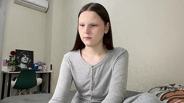 Pertunjukan Kamera Web vertul1ana