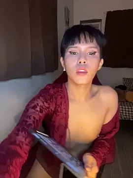 Luxxara's Webcam Show