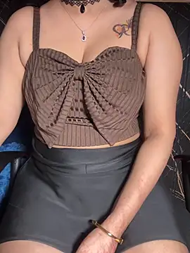 Chat +18 de Alana_Queen_X ao vivo