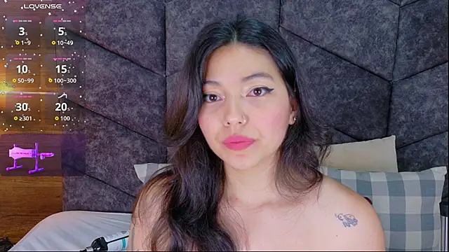 AnnieRouse__ live XXX chat