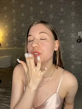 MargoXoki's Webcam Show