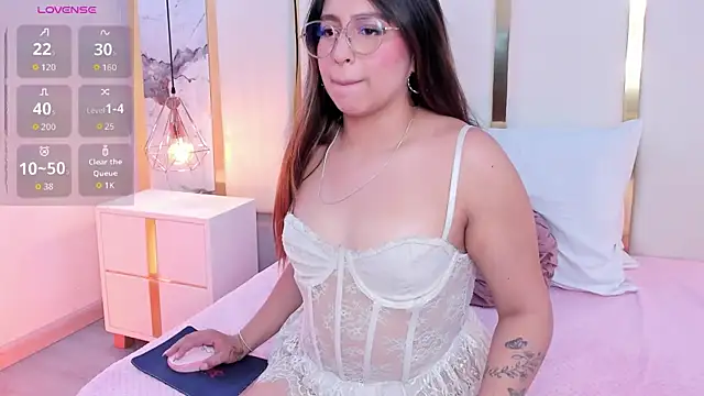 KamilaVegga's Live XXX Chat
