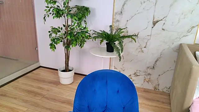 LeyaAtwood Show Webcam