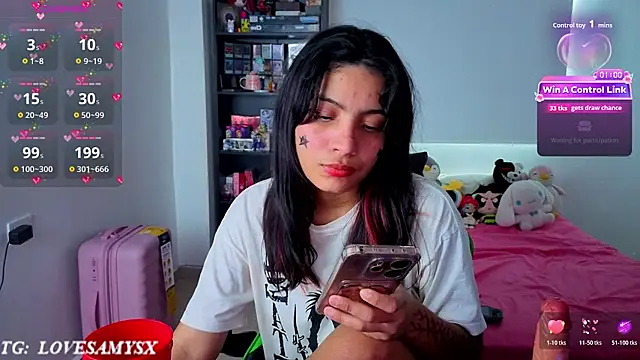 Lovelyamyy's Live XXX Chat