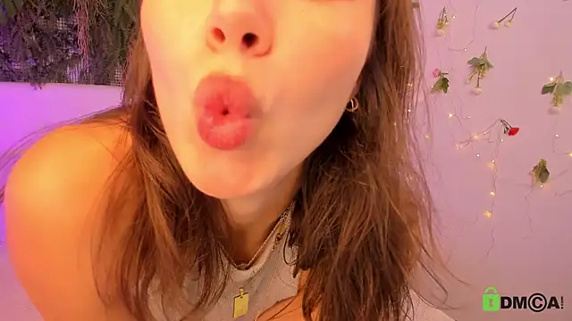 Black_Jenny Adlı Modelin Canlı XXX Sohbeti