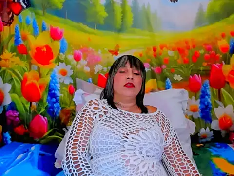 indianroxy's Live XXX Chat