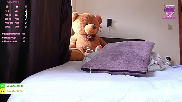 XXX chat uživo modela Samanntthaa__