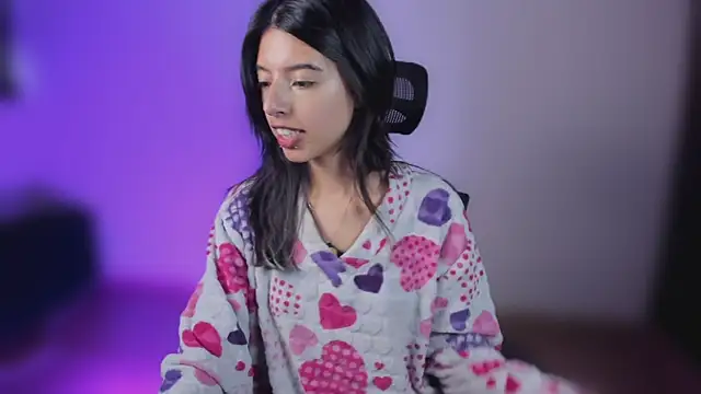 Chat XXX en directo de NanakoDollx