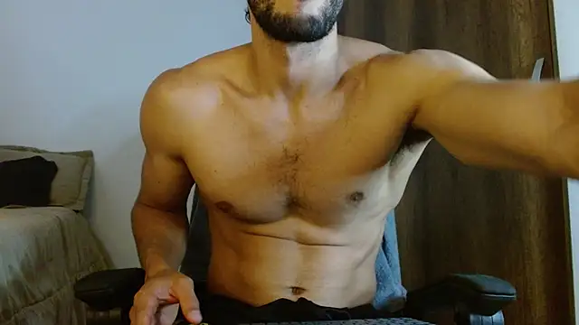 Noah_jhonsonn Adlı Modelin Canlı XXX Sohbeti