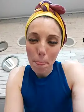 SoleilSustainable live XXX chat