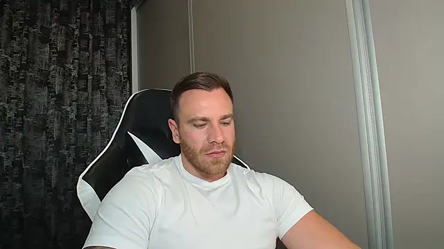 Thori92 Webcam show