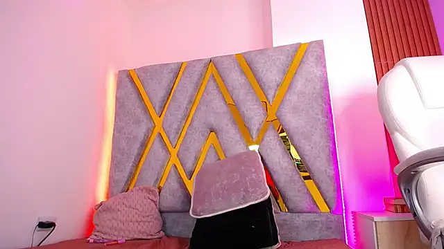 Lizza_Jones webcam show