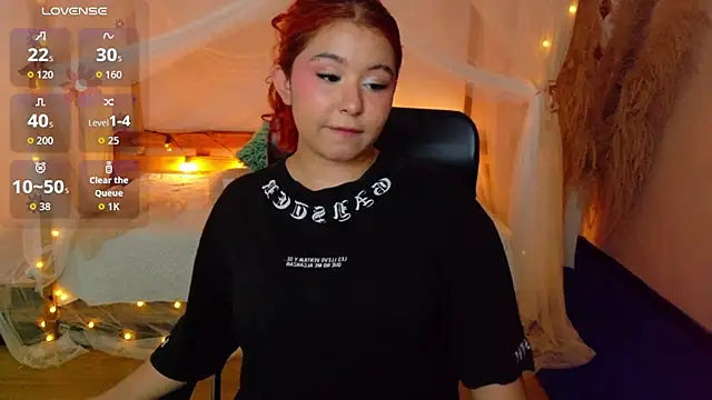 attenea_cutte's Webcam Show