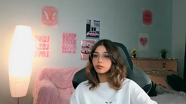Chat +18 de dinnerwithflowers ao vivo