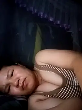 Yii_sexyy Pertunjukan Webcam