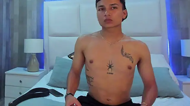 Show modela BlakeDam na web-kameri
