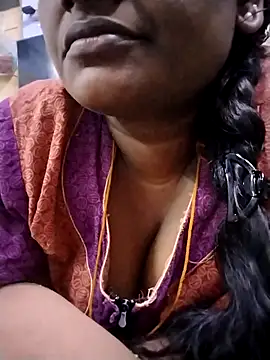 Sangeethamaamin Webbikameraesitys