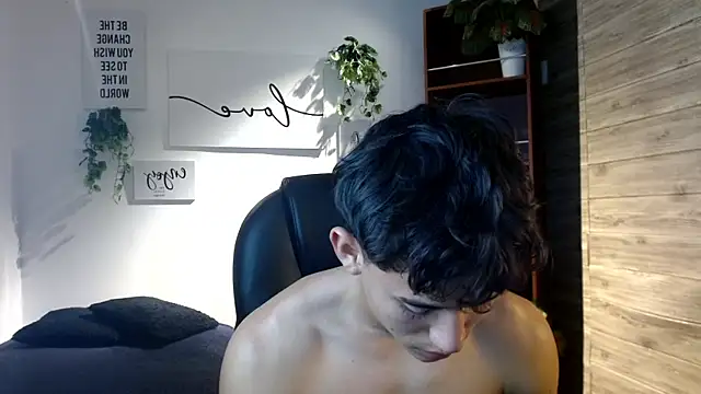 Ryan_grayxn Webbikameraesitys