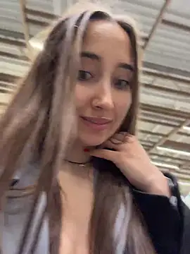 ICrazyOneIRL Live XXX-chat
