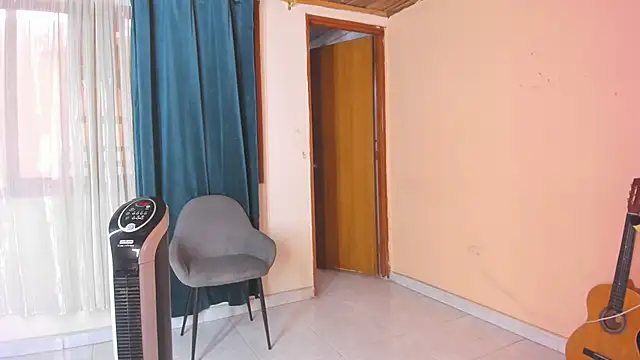 Živý XXX chat naomy_ruiz_