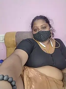 Chat XXX en directo de Tamil-Dhara