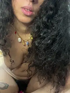 Show modela bibihourani na web-kameri