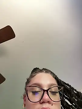 Show Webcam de QueenNuttCollector