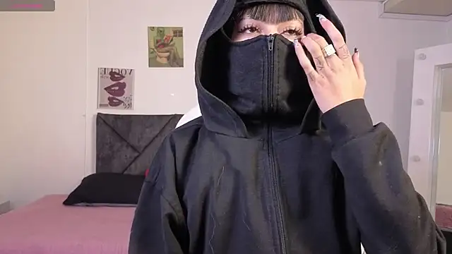 Chat +18 de _sharlotte777 ao vivo