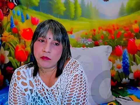 indianroxy: απευθείας συνομιλία ΧΧΧ