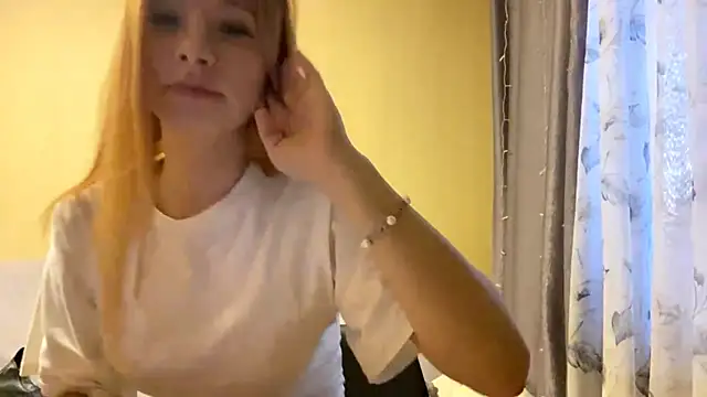 nyanyamonkey's Webcam Show