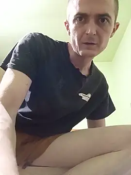 Mariofls Chat XXX live