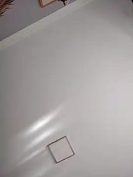 Lyvera Webcam show