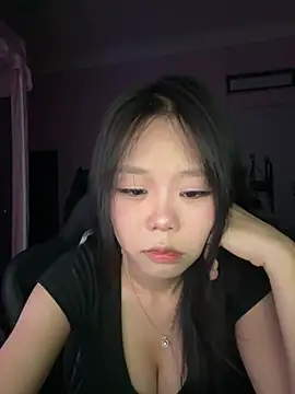 Emely-lysea Chat XXX live