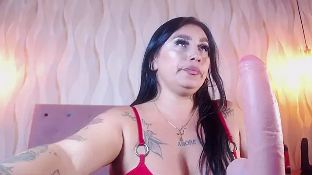 Milf_NaomiBraunxn Webbikameraesitys