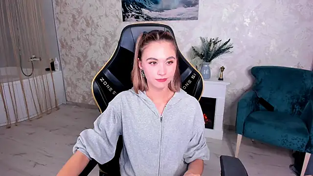 XXX chat uživo modela EllaCurtis