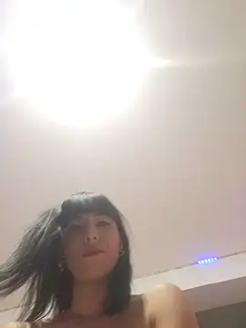 misscectito13 élő XXX-chatje