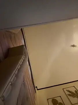 Živý XXX chat FinestGirlx