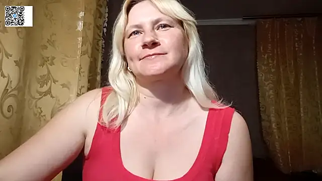 DiamondLady555 Pertunjukan Webcam