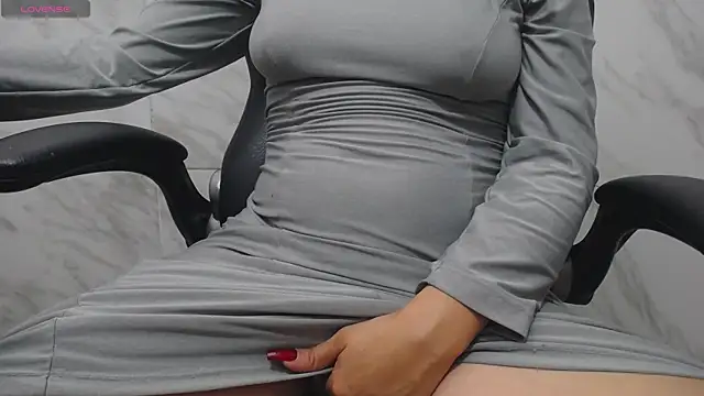 shantala_krisha Adlı Modelin Canlı XXX Sohbeti